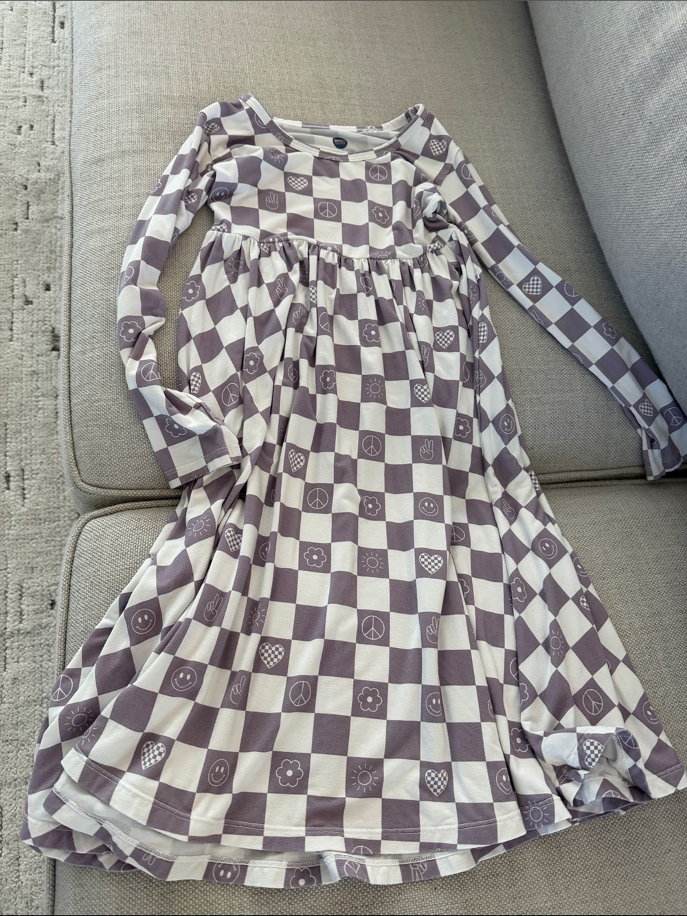 Girls Long Sleeve Checkerboard Dress in Lavender and White